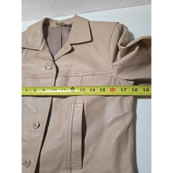 NEWPORT NEWS Easy Style 100% Genuine Leather-Beige Jacket Womens Size 8 - Picture 7 of 8